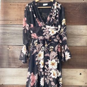 VICI Black Floral V-Neck Long Sleeve Maxi Dress